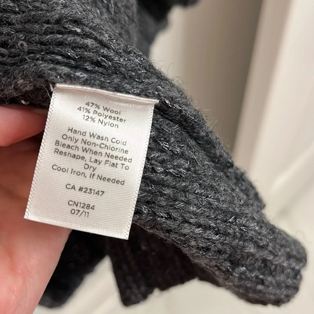 Sweater - Picture 2 of 3